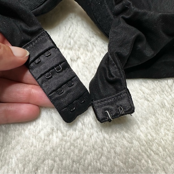 Victoria’s Secret Body by Victoria Lace Lightly Lined Demi Bra Grey Black 34B - Picture 7 of 10